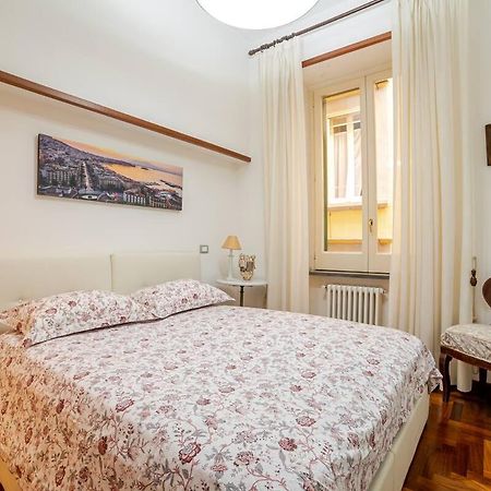Luci Di S. Chiara Apartment Наполи Екстериор снимка